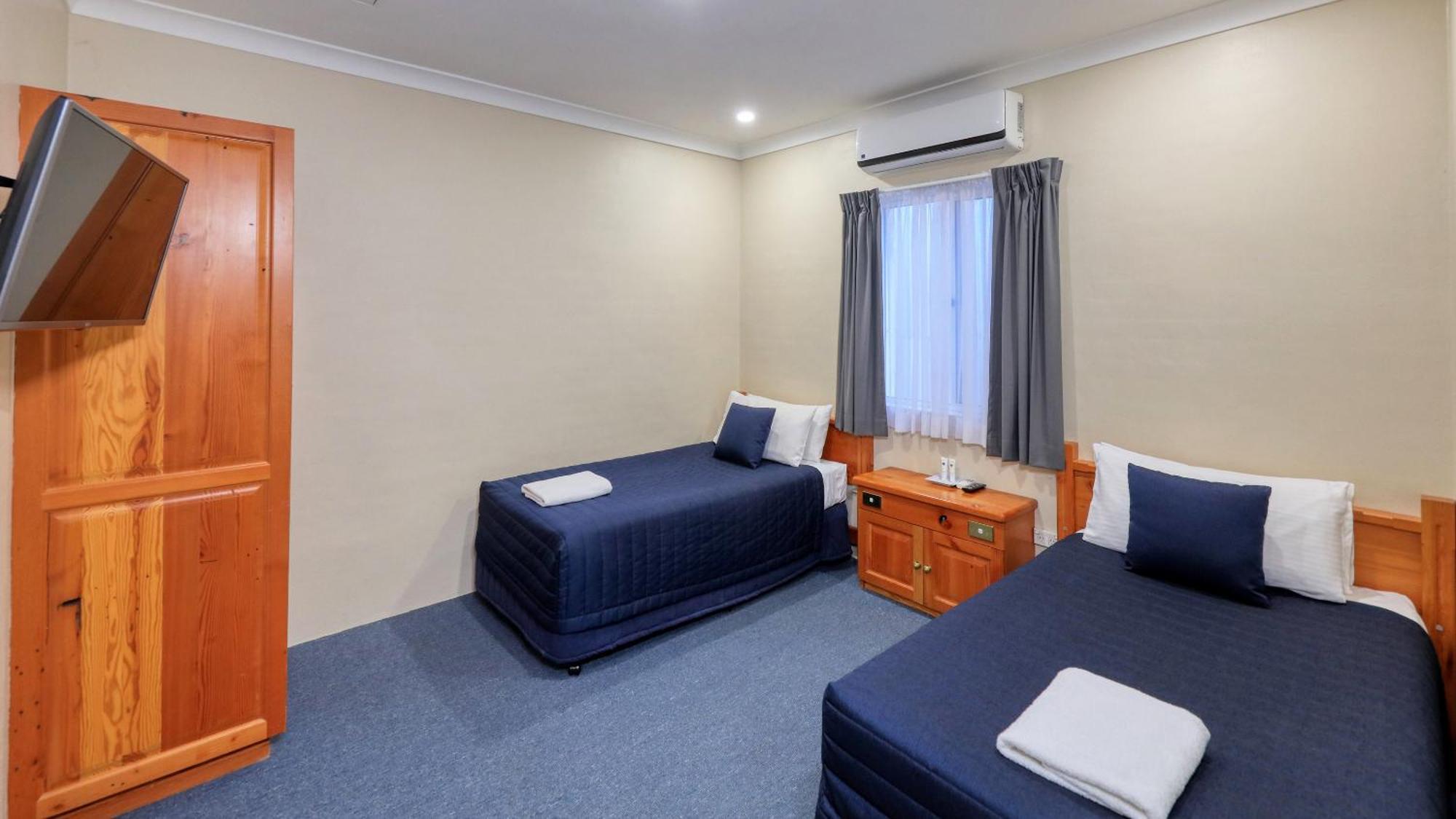 Breakout Motor Inn Cowra Exterior photo